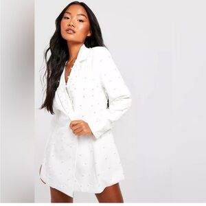 Boohoo Pearl Detail Blazer Dress New